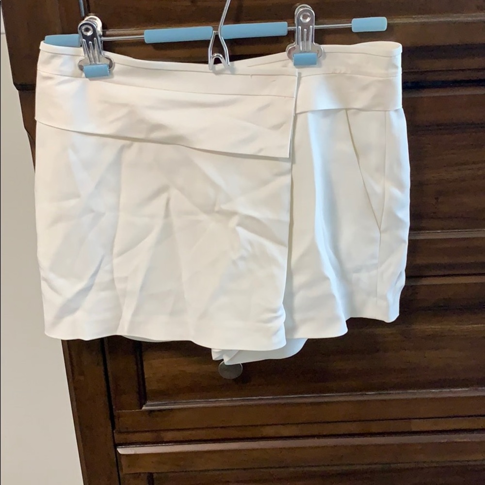 Skirt/shorts